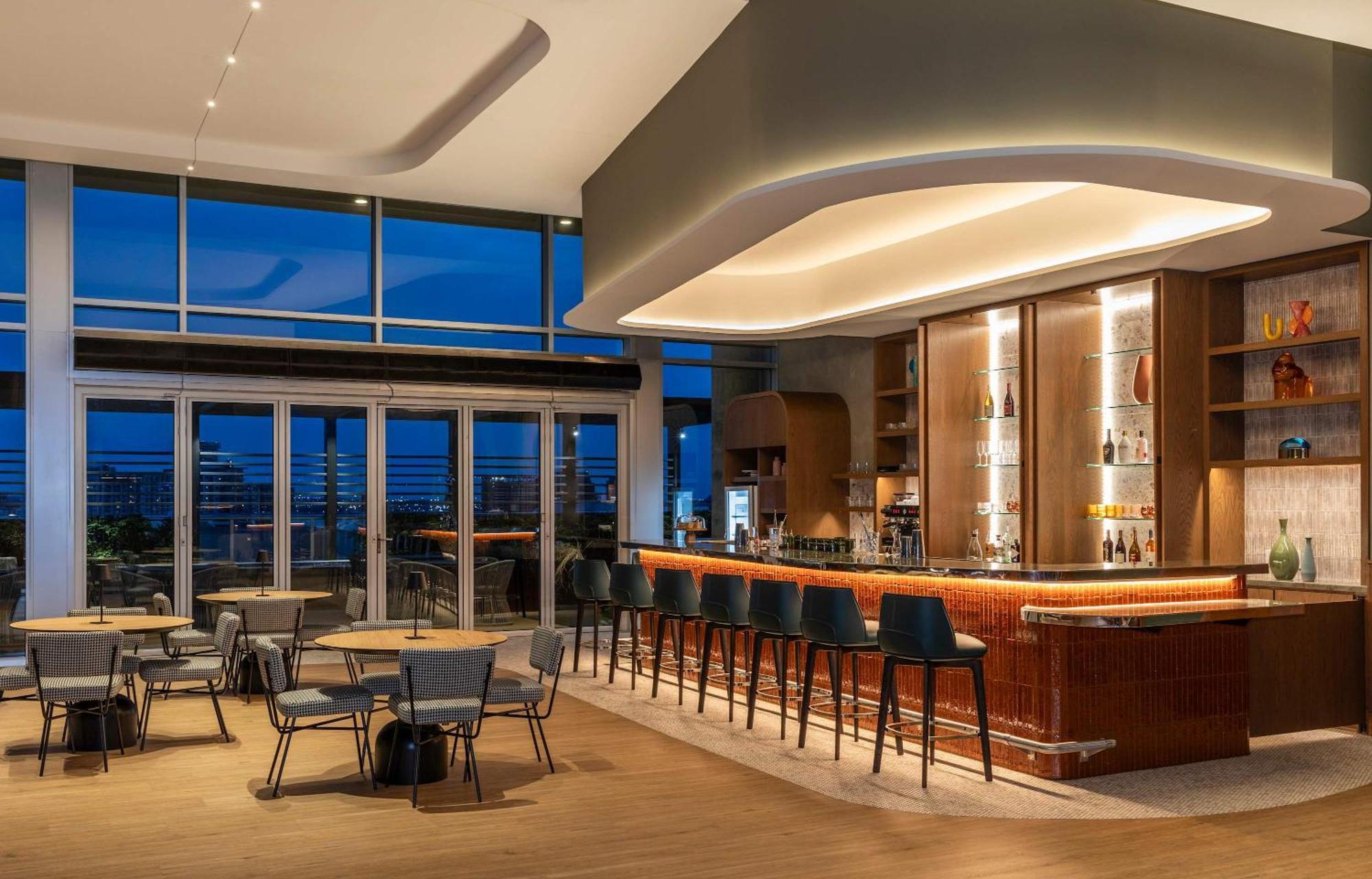 Modern Luxury 1-bedroom In West Village
